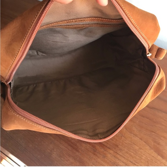 Pierotucci Ferenze Italian suede studded shoulder bag - Picture 5 of 11